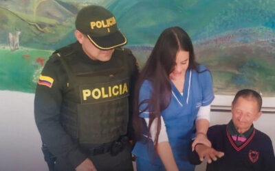 Policía mata de un disparo a su esposa ‘por error’