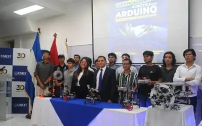 Nicaragua certifica a más estudiantes de ingeniería en robótica con Arduino
