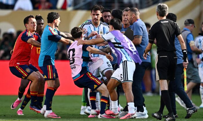 FIFA impone severas sanciones tras la final del Mundial
