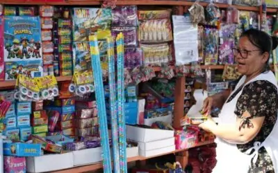 Mercados y puestos de pólvora con una amplia oferta de productos para la Purísima y Navidad