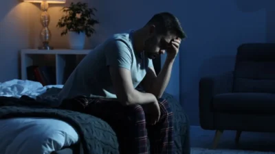 ¿A qué hora se va a la cama? Esto podría tener un impacto en su salud mental